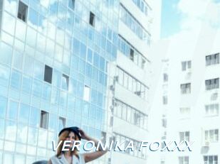 VERONIKA_FOXXX