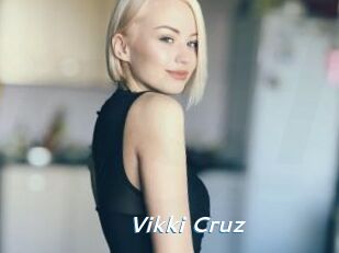 Vikki_Cruz