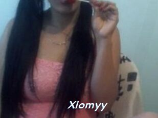 Xiomyy_